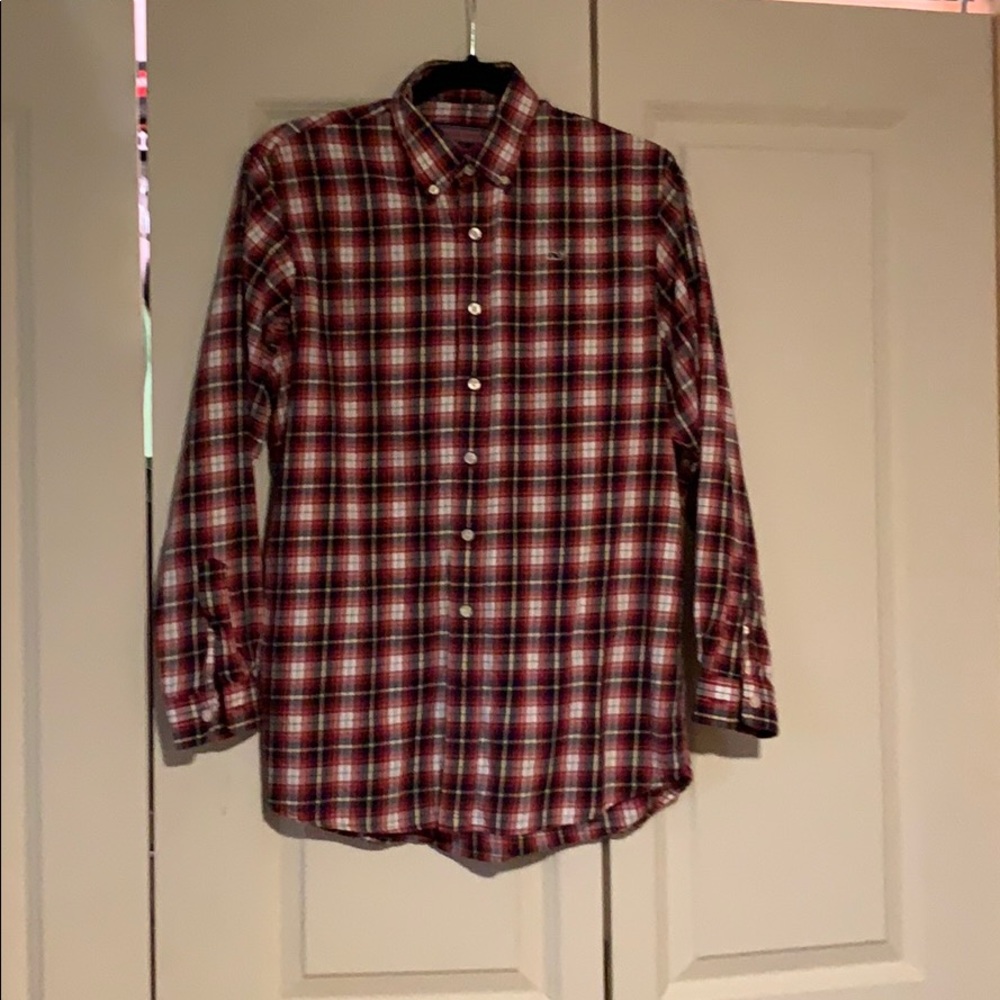 Youth XL Vineyard Vines button down shirt